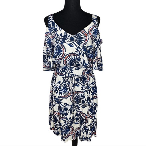 Ella Moss Dresses & Skirts - Ella Moss Tadala Cold Shoulder Dress White Size M